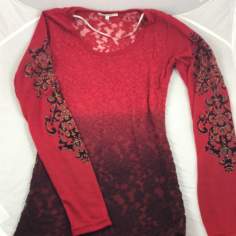 Miss Me red lace ombré top studded sleeves S